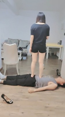 图片[8]_【欧拉】高跟全体重踩踏_绳缚吧