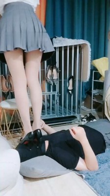 图片[8]_【南茜】女神S-圈养狗笼/跪舔/全体重踩踏_绳缚吧