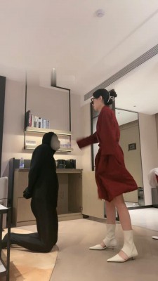 图片[4]_【沅芷大人】家奴起床必修课/当化妆凳/鞋底耳光sp_绳缚吧
