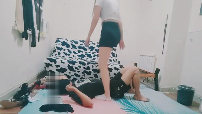 图片[9]_【萤火大人】白棉袜踩踏捂脸/深喉/腿绞掐脖窒息_绳缚吧