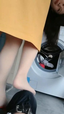 图片[12]_【松紫】偷穿继母衣服被发现惩罚-高跟踩/舔鞋底/虐乳_绳缚吧