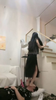 图片[5]_【桃幼幼】践踏狗/被脚垫化的狗脸_绳缚吧