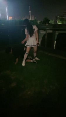 图片[4]_【雪王】户外172女神骑马/人体沙发/踩踏舔闻jio鞋_绳缚吧
