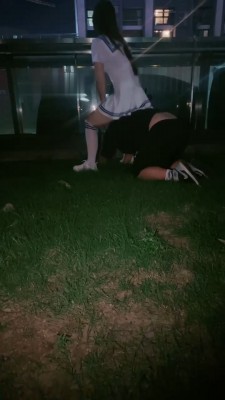 图片[6]_【雪王】户外172女神骑马/人体沙发/踩踏舔闻jio鞋_绳缚吧