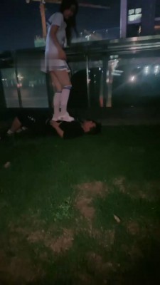图片[8]_【雪王】户外172女神骑马/人体沙发/踩踏舔闻jio鞋_绳缚吧