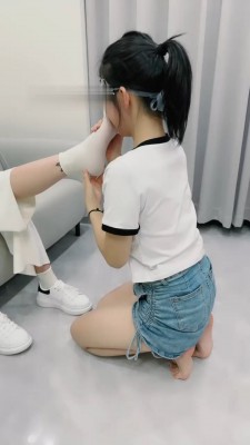 图片[4]_【爱神】母畜-人体擦鞋吸臭器_绳缚吧