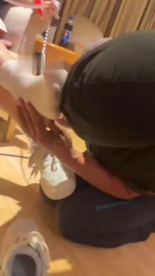 图片[7]_【雯雯】细棒打手心/舔脏鞋底/超臭白袜辱/内裤套头_绳缚吧