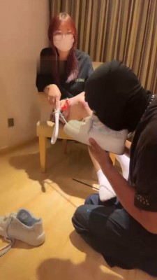 图片[8]_【雯雯】细棒打手心/舔脏鞋底/超臭白袜辱/内裤套头_绳缚吧