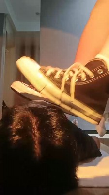 图片[3]_【米小唐】高帮帆布鞋骑马遛狗/原味脚闻舔_绳缚吧