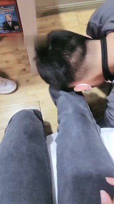 图片[6]_【嘉妮】揪耳朵/耳光/舔裸足/插嘴/转胯/全体重踩踏_绳缚吧