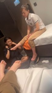 【橘子没熟】喝技师的圣水/耳光强迫踩脸强制虐_绳缚吧