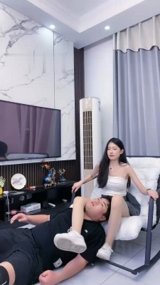 图片[5]_【麋鹿银儿】小白鞋全体重踩踏/骑马腿绞_绳缚吧
