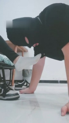图片[7]_【美娜格格】御姐女神白袜虐打_绳缚吧