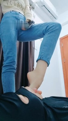 图片[6]_【羌爷】原味白袜裸足闻舔/运动鞋踩踏_绳缚吧