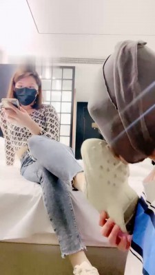 图片[3]_【莫妮卡S】舔闻脏鞋底/原味白短袜_绳缚吧