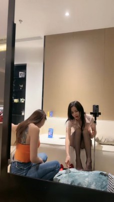 图片[3]_【亚兮】双模特S的脚下奴【双视角完整版】_绳缚吧