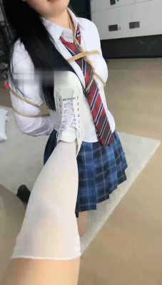 图片[3]_【美美子】母畜-五花大绑/踩踏喂食/喂酸奶_绳缚吧