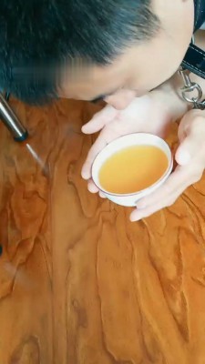 图片[8]_【悦主大大】长靴踩/抽耳光/转胯鞭打/吐口水/喝圣水/恋足舔_绳缚吧