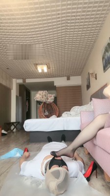 图片[8]_【不期而遇】保鲜膜窒息/重度踢踹虐哭_绳缚吧