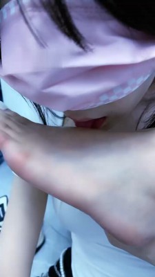 图片[13]_【麋鹿银儿】情侣奴-口球塞嘴/腿绞窒息/全体重踩踏/骑马_绳缚吧