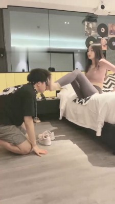 图片[11]_【尤物】开发闺蜜做S-鞭打骑马/耳光全体重踩_绳缚吧