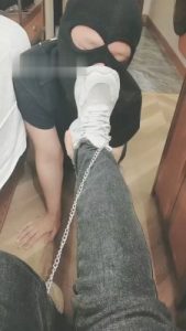 【姜果果】小白鞋原味白袜闻舔_绳缚吧