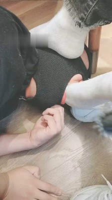图片[7]_【姜果果】小白鞋原味白袜闻舔_绳缚吧