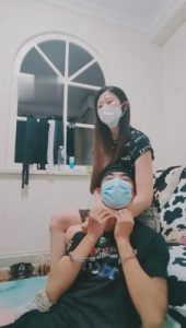 【萤火大大】手铐捆绑/喂圣水/白袜闻舔/掐脖腿绞窒息_绳缚吧