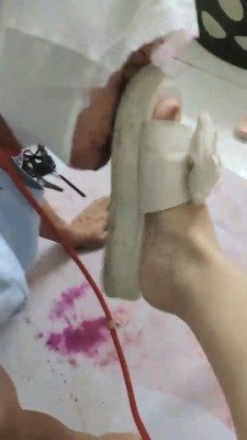 图片[7]_【珈瑶】喂圣水/坐脸窒息/骑马/内裤套头/踩踏喂食_绳缚吧