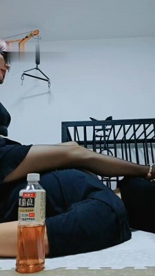 图片[10]_【媚娘】高跟踩踏/闻高跟/关狗笼/人肉坐垫_绳缚吧