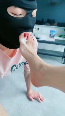 图片[14]_【甜一】帆布鞋白袜-深喉/胯下磕头/舔脏鞋吃袜子_绳缚吧