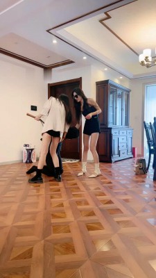 图片[3]_【沅芷大人】双S凌虐-踢踹鞭打/骑马踩踏/针扎_绳缚吧