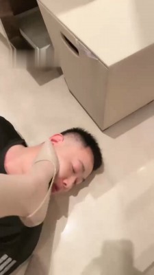 图片[8]_【司宁青】超高跟全体重踩踏_绳缚吧