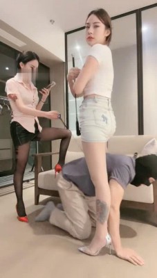 图片[2]_【亚兮】车模双S-舔黑丝浓痰/坐垫钻胯/高跟插嘴【双视角版】_绳缚吧