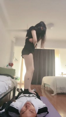 图片[13]_【不期而遇】超爱清理脏鞋底-灰尘/跳踩踢【完整版】_绳缚吧