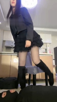 图片[5]_【佳奈】模特S-长靴踢踹/绿锁求虐/掐乳_绳缚吧