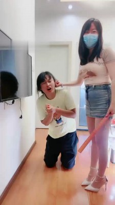 图片[5]_【桃子老师】揪耳朵/头顶高跟/闻舔鞋_绳缚吧