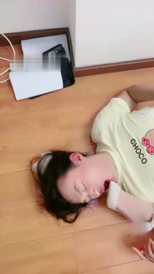 图片[7]_【桃子老师】揪耳朵/头顶高跟/闻舔鞋_绳缚吧