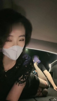 图片[3]_【禾未】车模S-车内黑丝美腿诱惑/内裤套头/捆绑_绳缚吧