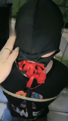 图片[9]_【禾未】车模S-车内黑丝美腿诱惑/内裤套头/捆绑_绳缚吧