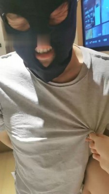 图片[3]_【酒酿丸子】掐乳揪耳朵/运动鞋白袜全体重踩踏_绳缚吧