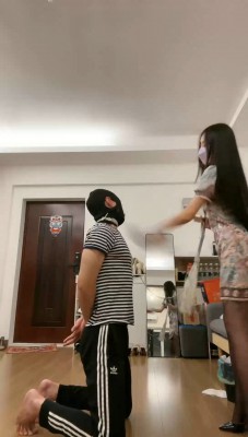 图片[7]_【奈奈生】旗袍御姐-高跟全体重踩/黑丝脚闻舔/鞋抽耳光_绳缚吧