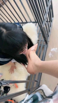 图片[4]_【美美子】圈养学生女奴-酸奶喂食/舔高跟丝袜脚【完整版】_绳缚吧