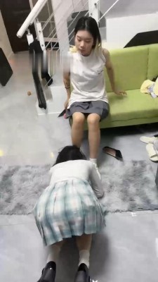 图片[6]_【橙宝】双母畜-奴下奴-舔高跟/掐脖骑马/吃白袜/插嘴/竖中指_绳缚吧