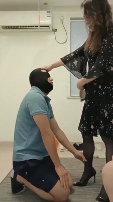 图片[7]_【安静大大】母女双S-狂抽耳光/闻舔原味脚/鞭打 （双视角）_绳缚吧