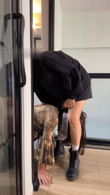 图片[2]_【朱砂痣】舔短靴白袜/圣水盛宴/电击_绳缚吧