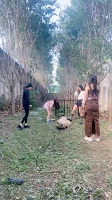 图片[2]_【沅芷大人】4S户外处刑-麻袋套-鞭打/踢踹_绳缚吧