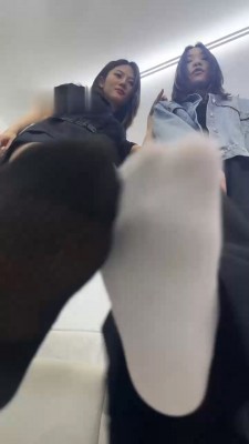 图片[8]_【亿姐】双S-脏鞋臭袜气味羞辱/耳光_绳缚吧