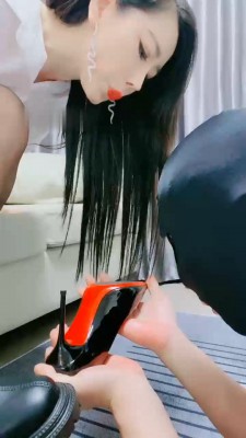 图片[6]_【上海淼淼】双S-长靴/高跟-人体座椅/打手心耳光/揪耳朵_绳缚吧