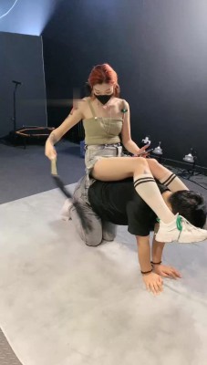 图片[10]_【冰诺】运动女神-狗笼囚禁/虐打贱狗/骑马_绳缚吧